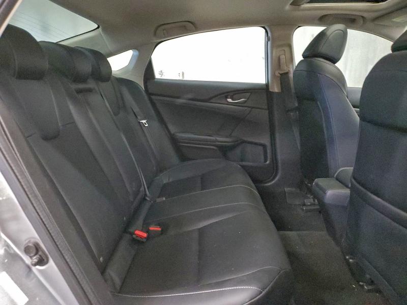 Фото 10 - HONDA INSIGHT