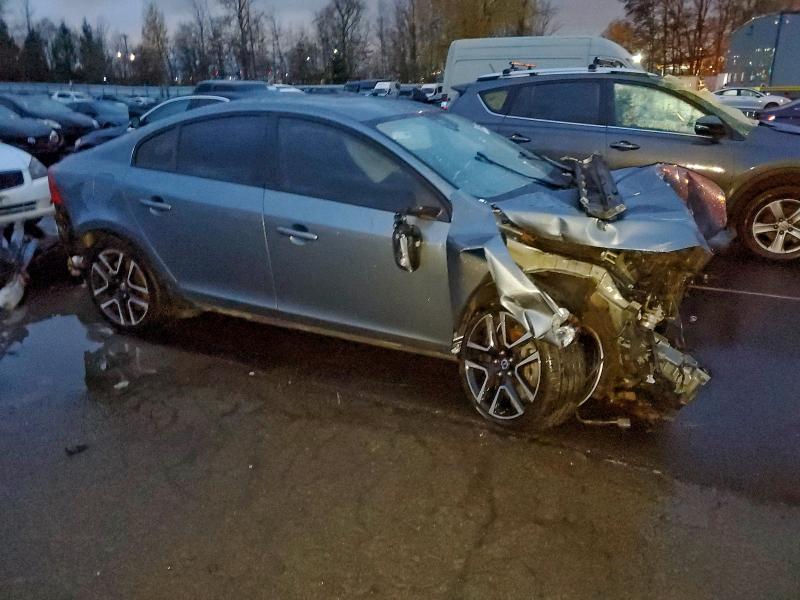 Фото 4 - VOLVO S60