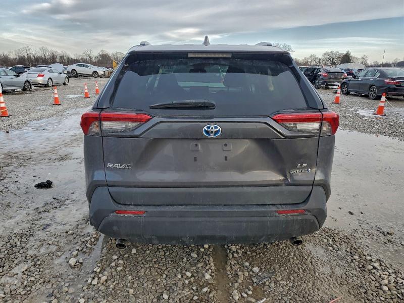 Фото 6 - TOYOTA RAV4