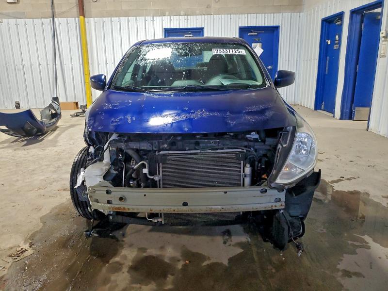 Фото 5 - NISSAN VERSA