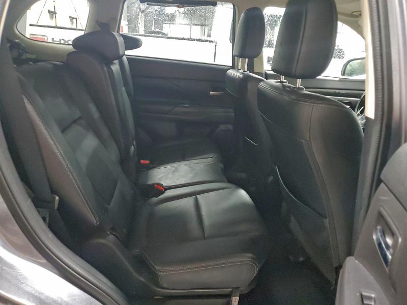 Фото 11 - MITSUBISHI OUTLANDER