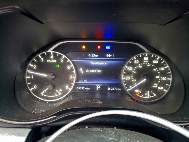 Фото 9 - NISSAN MAXIMA