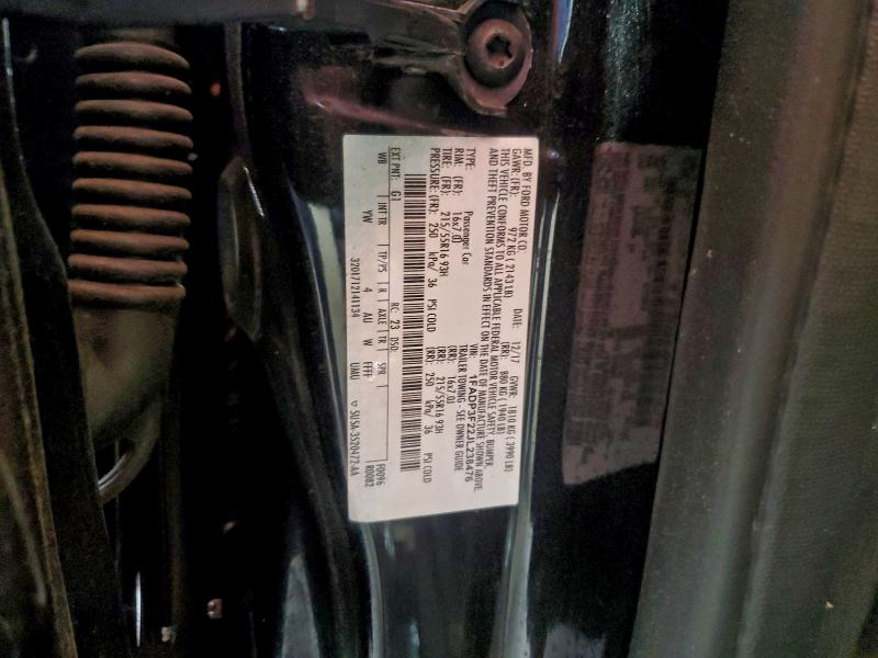 Фото 12 - FORD FOCUS