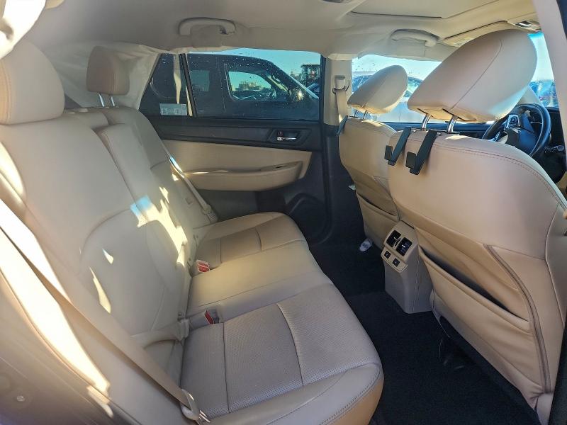 Фото 11 - SUBARU OUTBACK