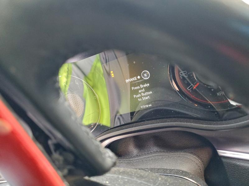 Фото 9 - DODGE CHALLENGER