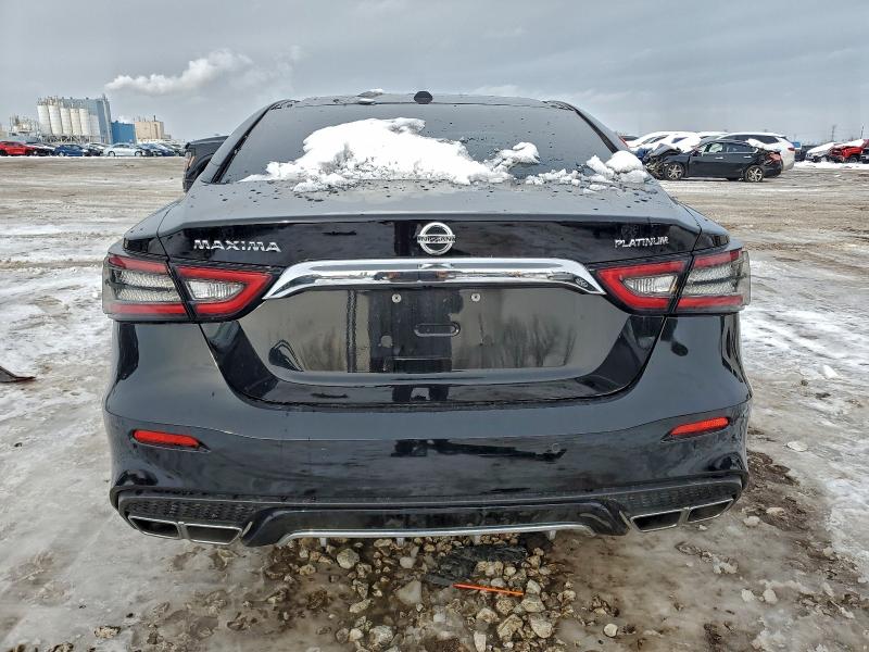 Фото 6 - NISSAN MAXIMA