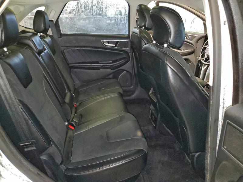 Фото 11 - FORD EDGE