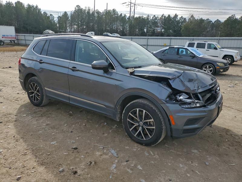 VOLKSWAGEN TIGUAN 2021 VIN 3VV3B7AX1MM112399