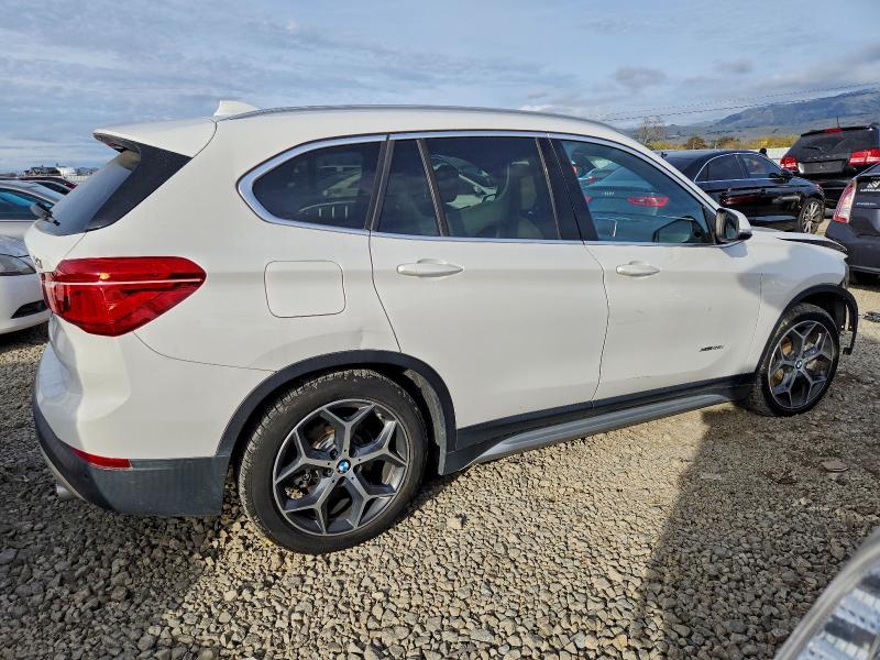 Фото 3 - BMW X1