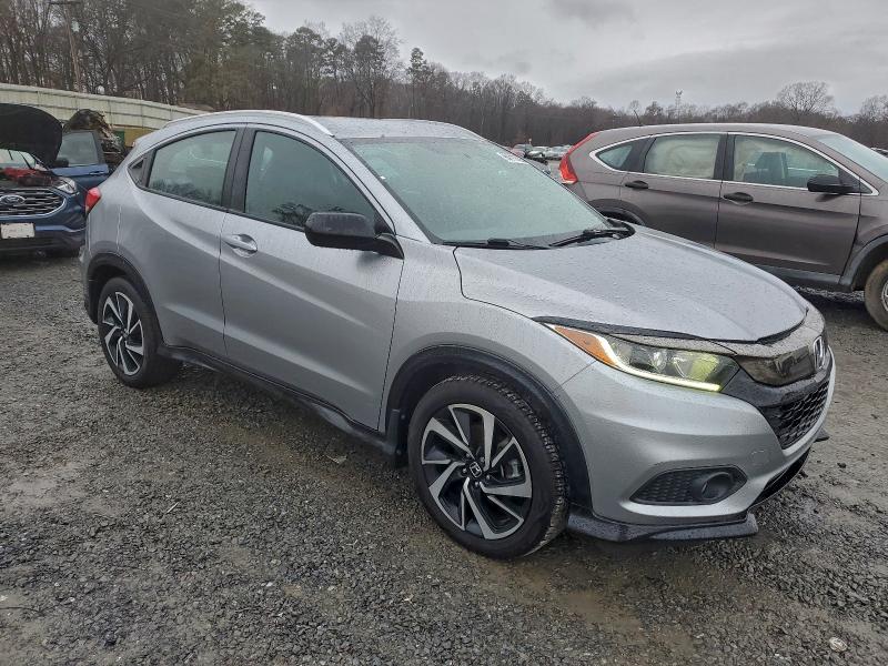 Фото 4 - HONDA HR-V