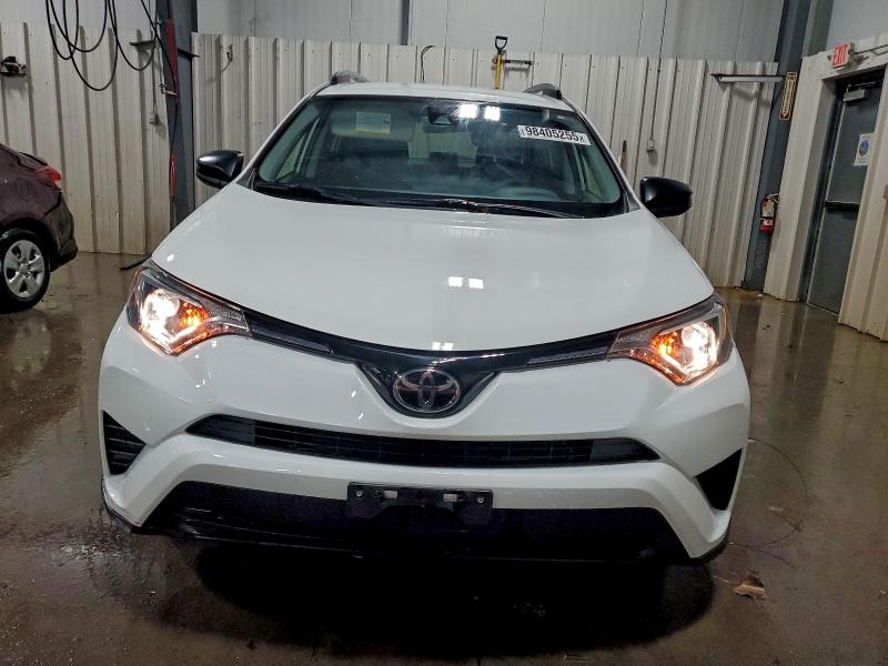 Фото 5 - TOYOTA RAV4