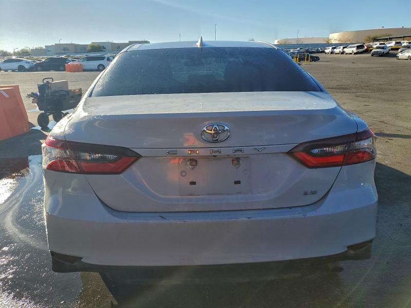 Фото 6 - TOYOTA CAMRY