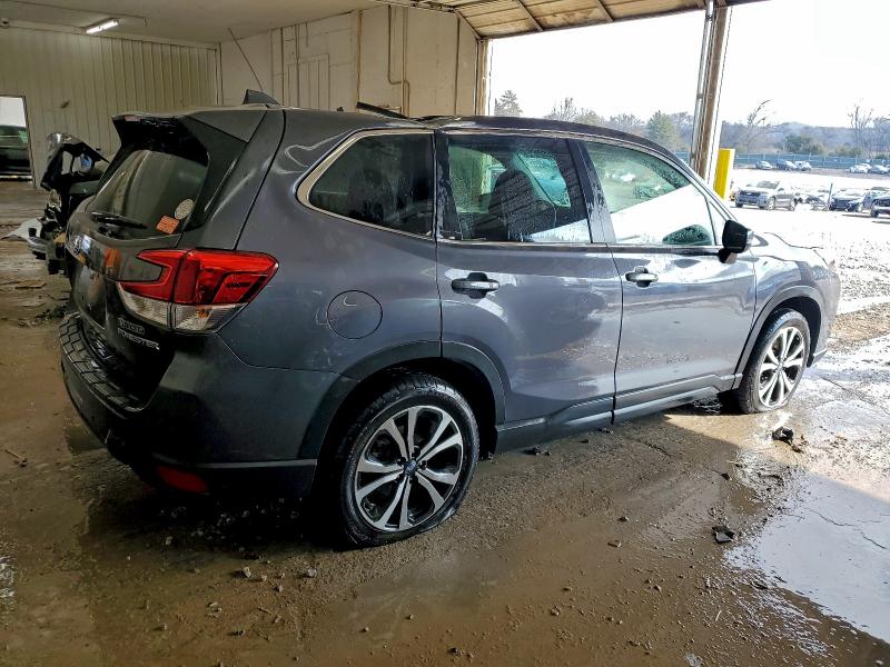 Фото 3 - SUBARU FORESTER