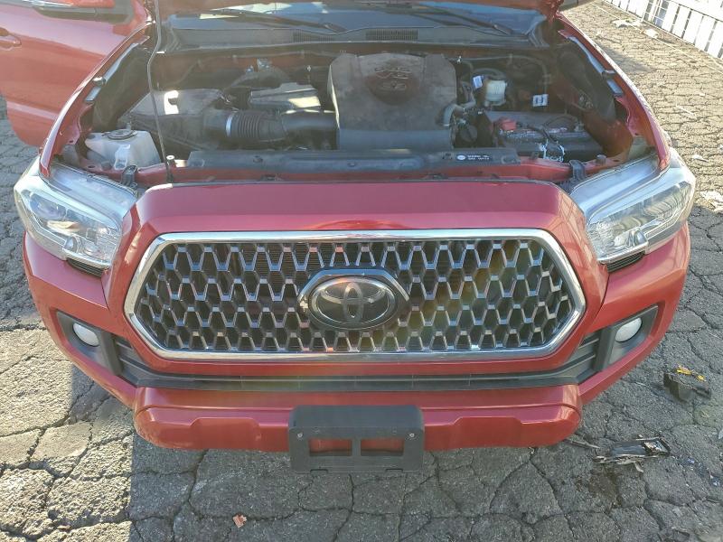 Фото 11 - TOYOTA TACOMA