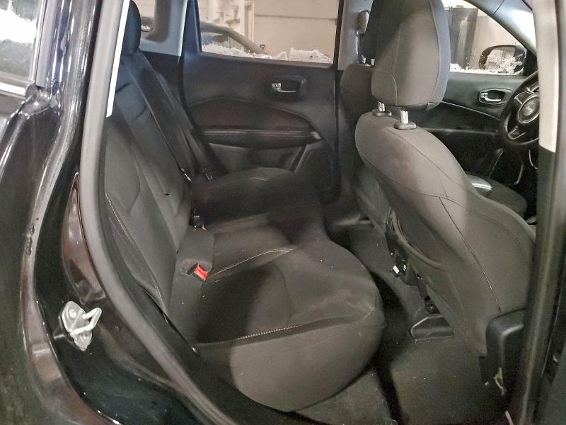 Фото 11 - JEEP COMPASS