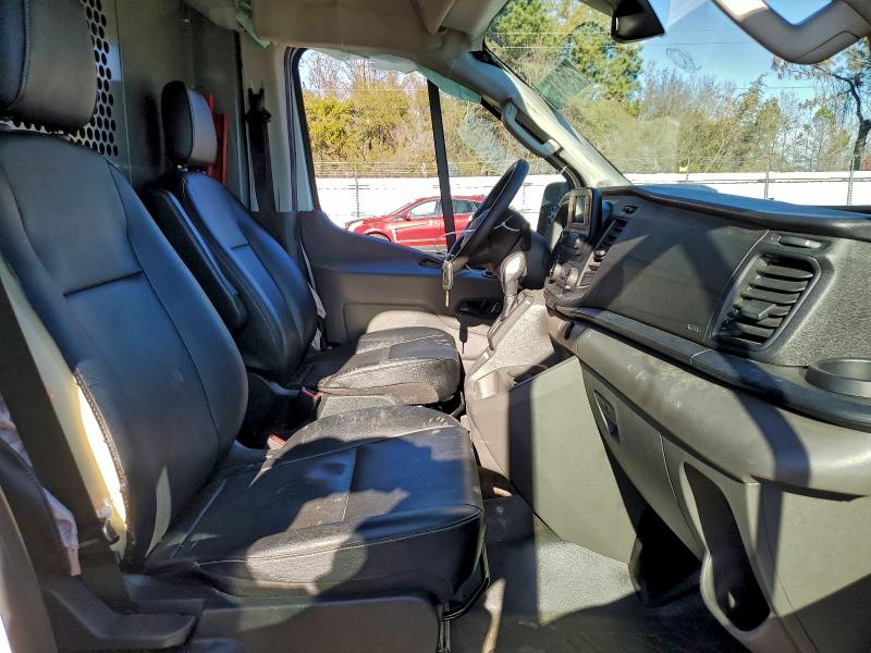 Фото 7 - FORD TRANSIT