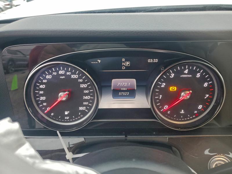 Фото 9 - MERCEDES-BENZ E-CLASS