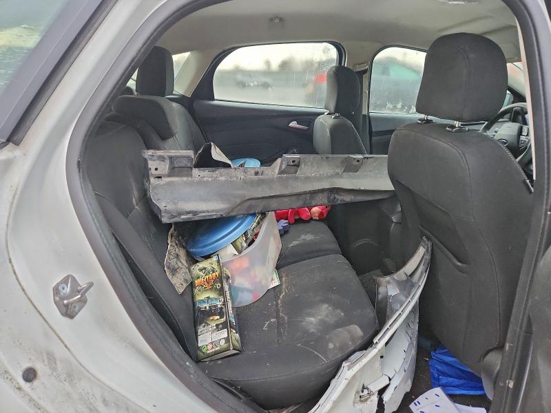 Фото 10 - FORD FOCUS