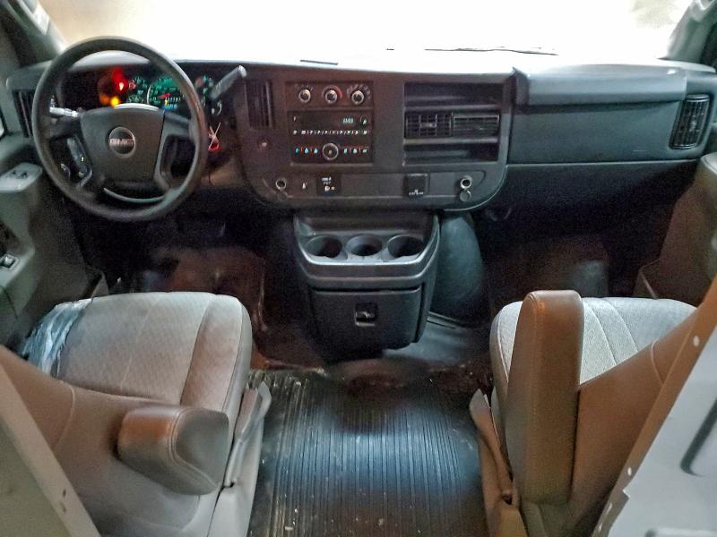 Фото 8 - GMC SAVANA