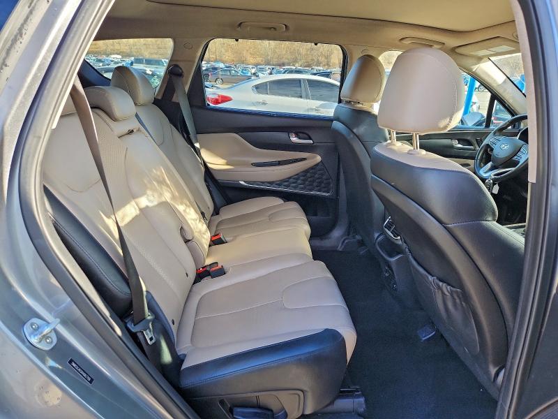 Фото 11 - HYUNDAI SANTA FE