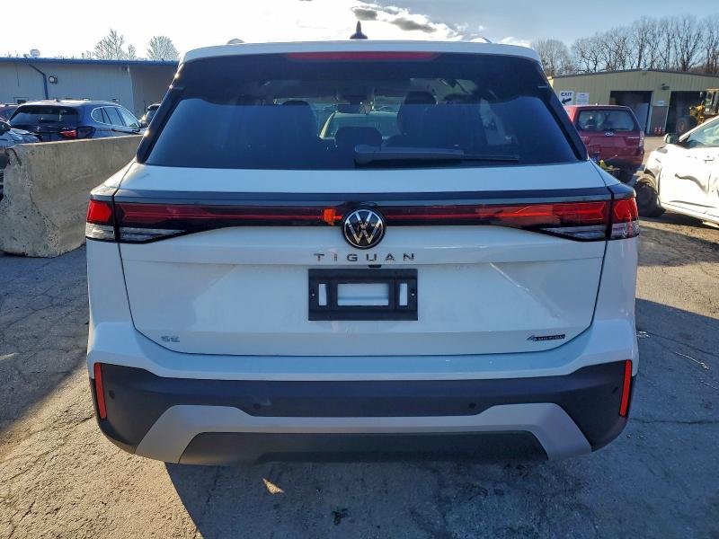 Фото 6 - VOLKSWAGEN TIGUAN