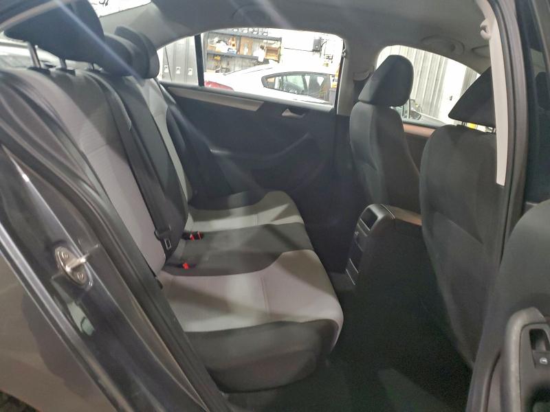 Фото 10 - VOLKSWAGEN JETTA