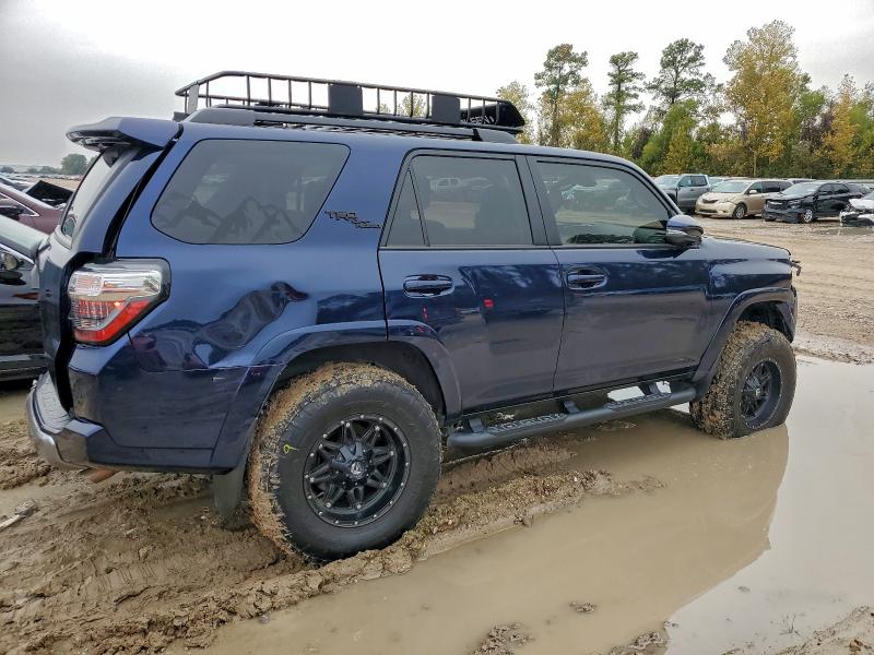 Фото 3 - TOYOTA 4RUNNER