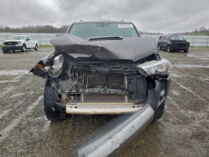 Фото 5 - TOYOTA 4RUNNER