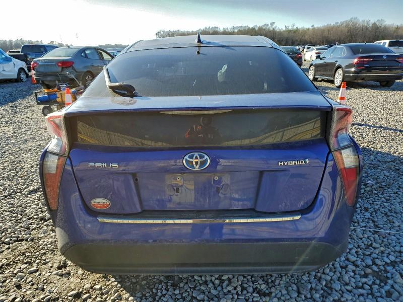 Фото 6 - TOYOTA PRIUS