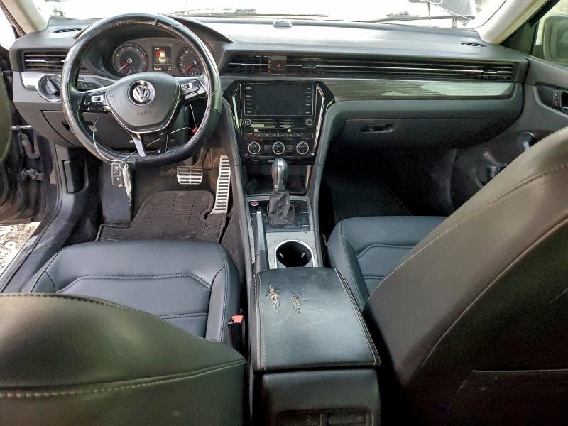 Фото 8 - VOLKSWAGEN PASSAT