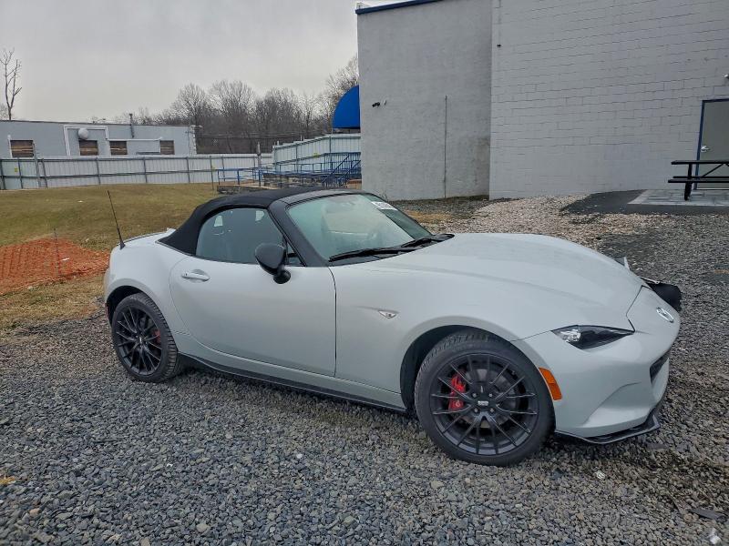 MAZDA MX5 2017 VIN JM1NDAC7XH0120036