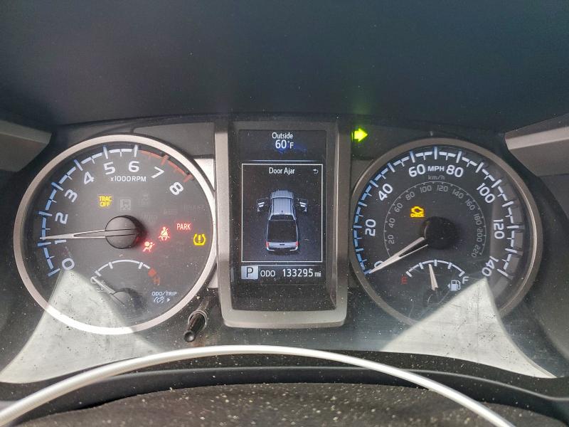 Фото 9 - TOYOTA TACOMA