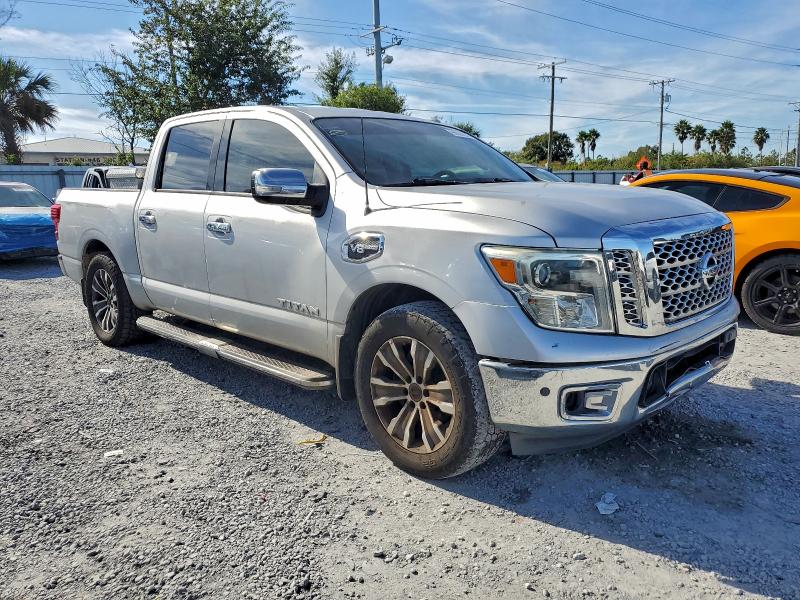 Фото 4 - NISSAN TITAN