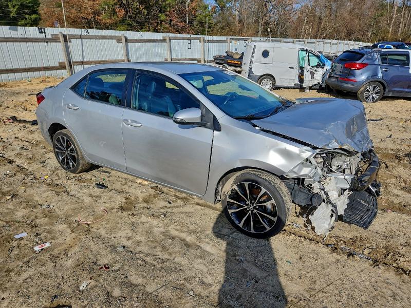 Фото 4 - TOYOTA COROLLA