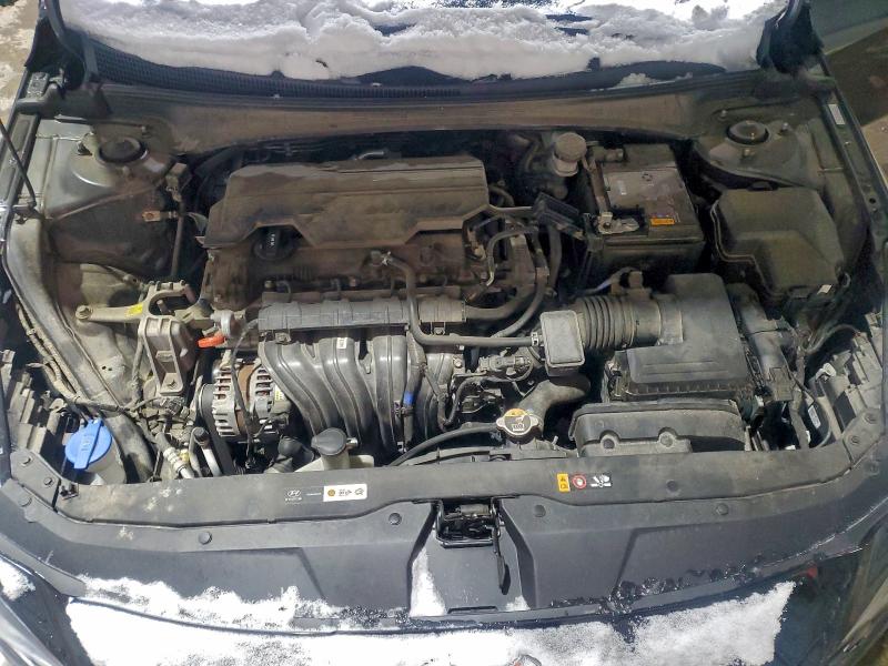 Фото 11 - HYUNDAI ELANTRA