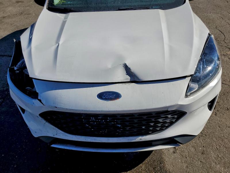 Фото 12 - FORD ESCAPE