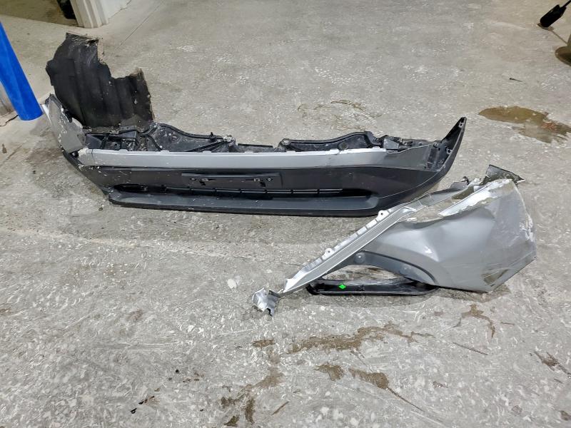 Фото 13 - TOYOTA RAV4