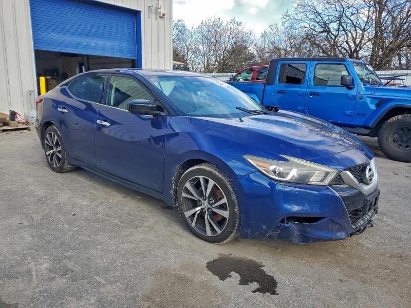 Фото 4 - NISSAN MAXIMA