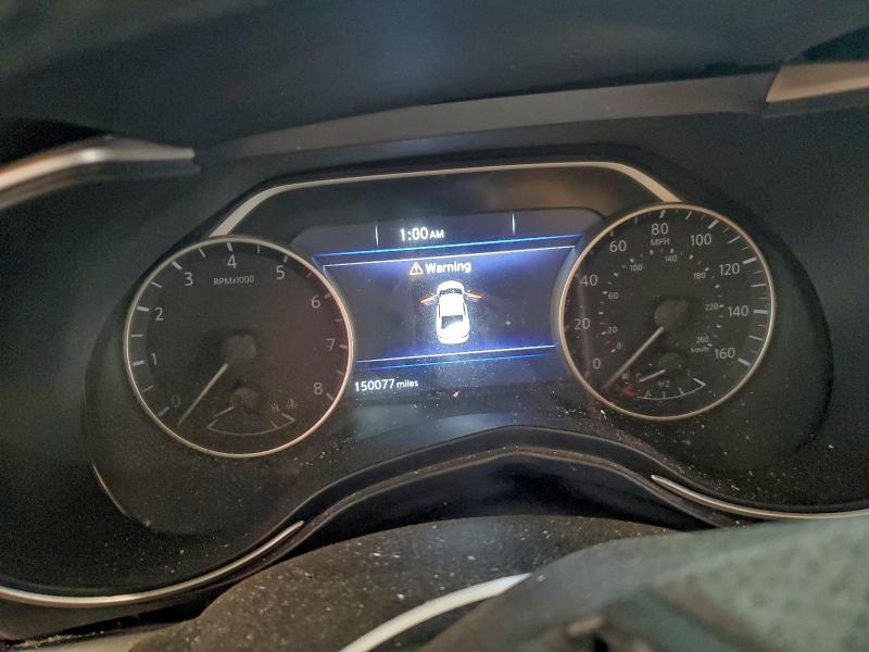 Фото 9 - NISSAN MAXIMA