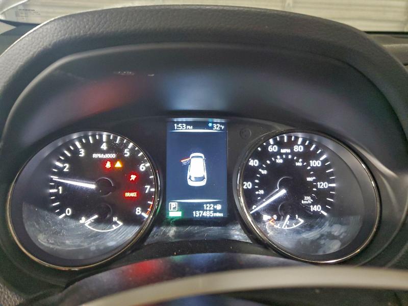 Фото 9 - NISSAN ROGUE