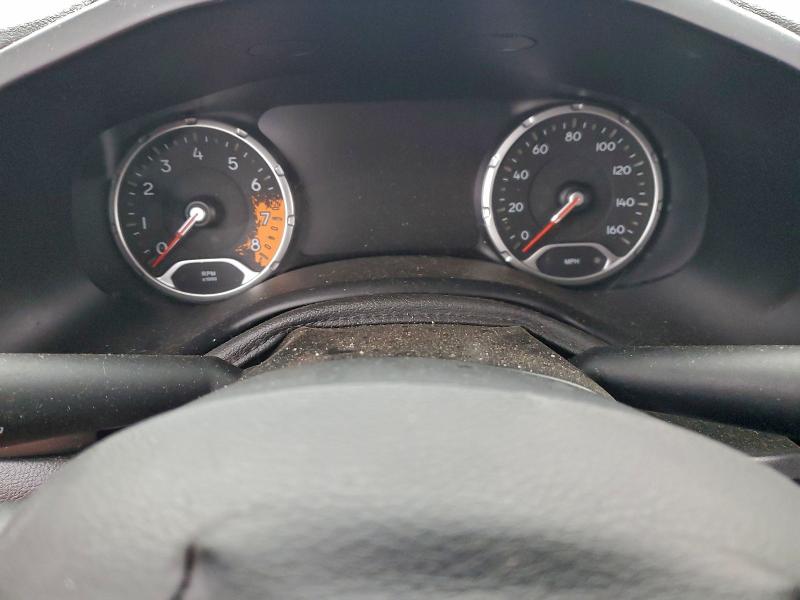 Фото 9 - JEEP RENEGADE