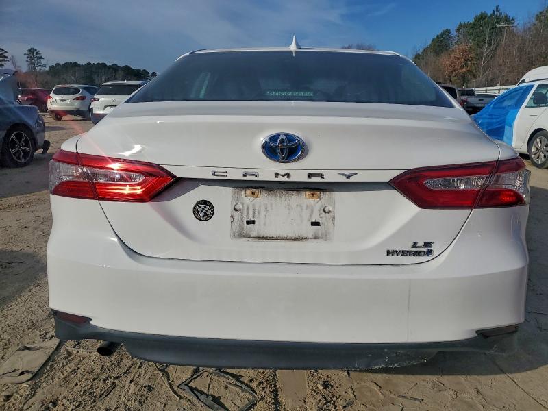 Фото 6 - TOYOTA CAMRY