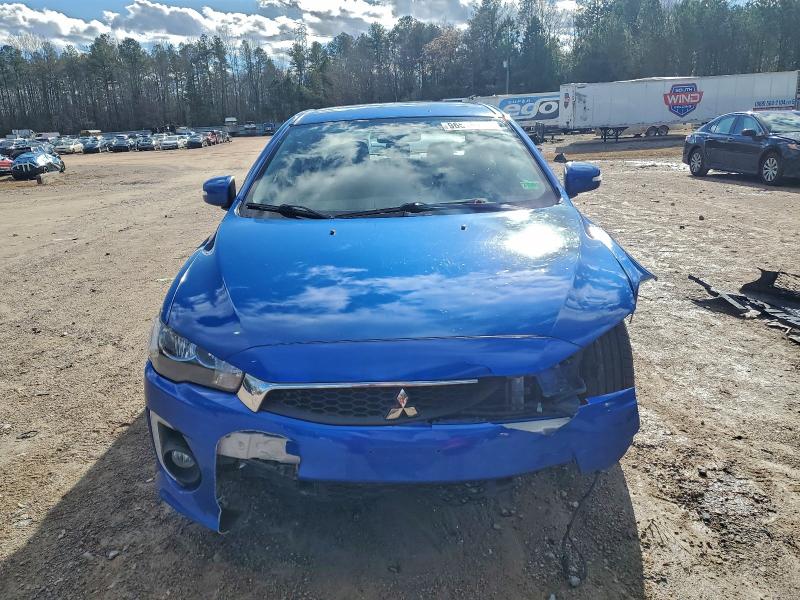 Фото 5 - MITSUBISHI LANCER