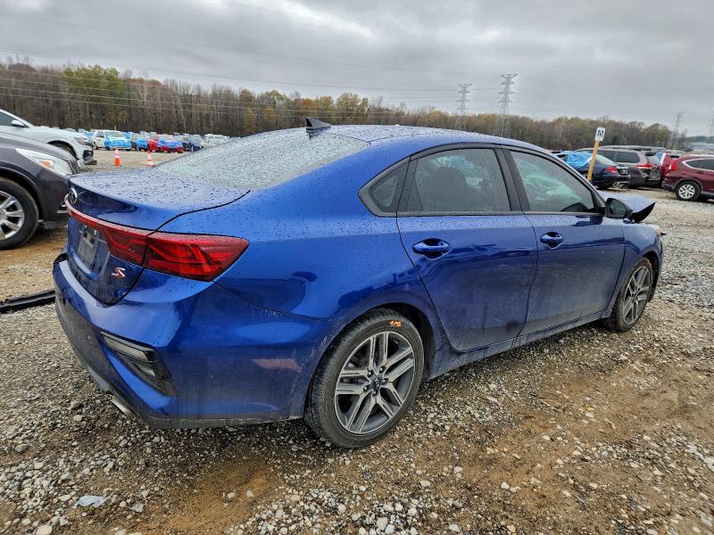 Фото 3 - KIA FORTE