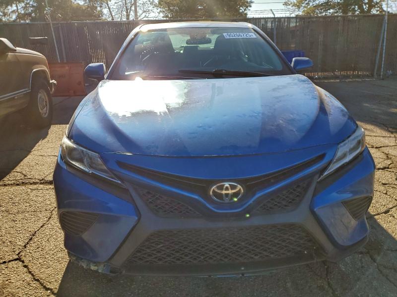 Фото 5 - TOYOTA CAMRY