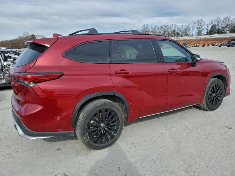 Фото 3 - TOYOTA HIGHLANDER