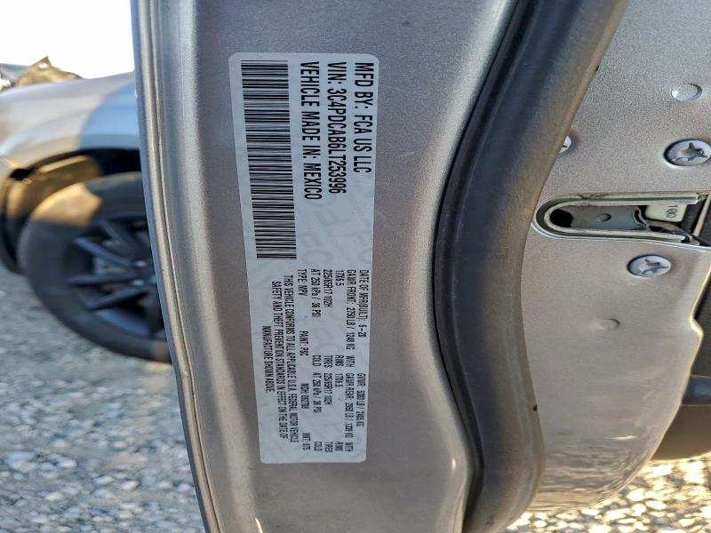 Фото 13 - DODGE JOURNEY