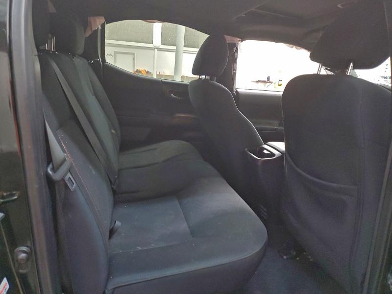 Фото 10 - TOYOTA TACOMA