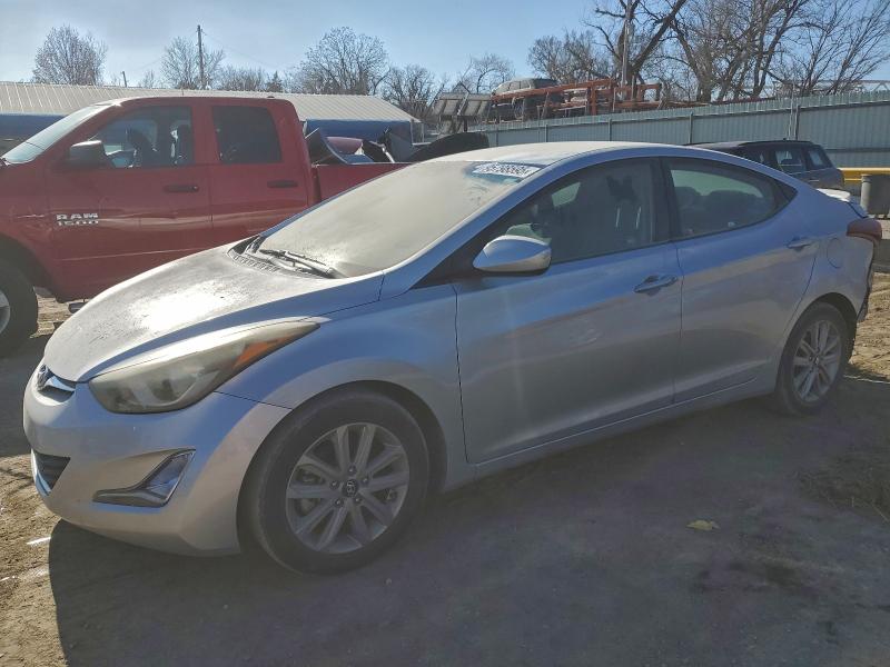 Фото 1 - HYUNDAI ELANTRA