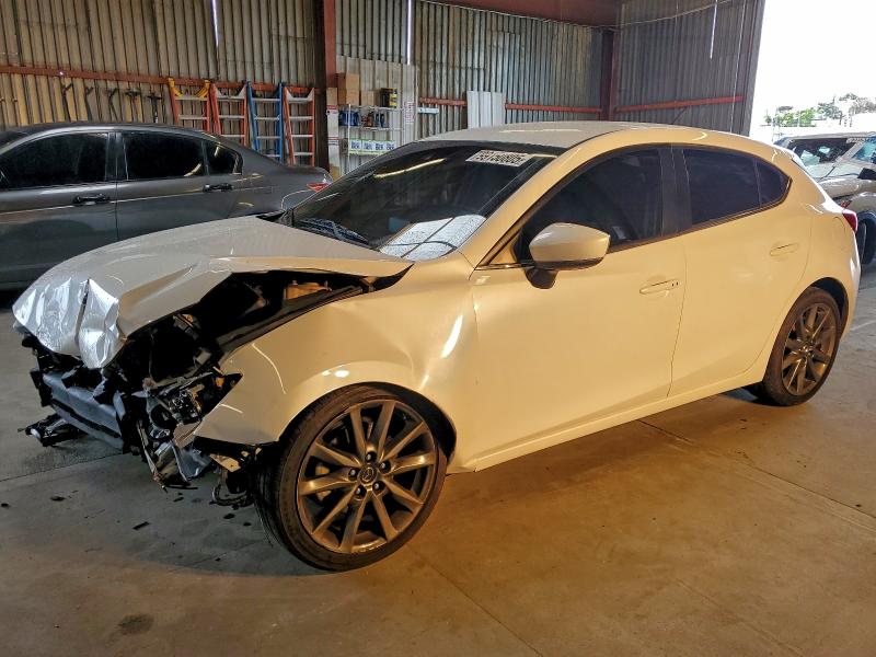 Фото 1 - MAZDA 3